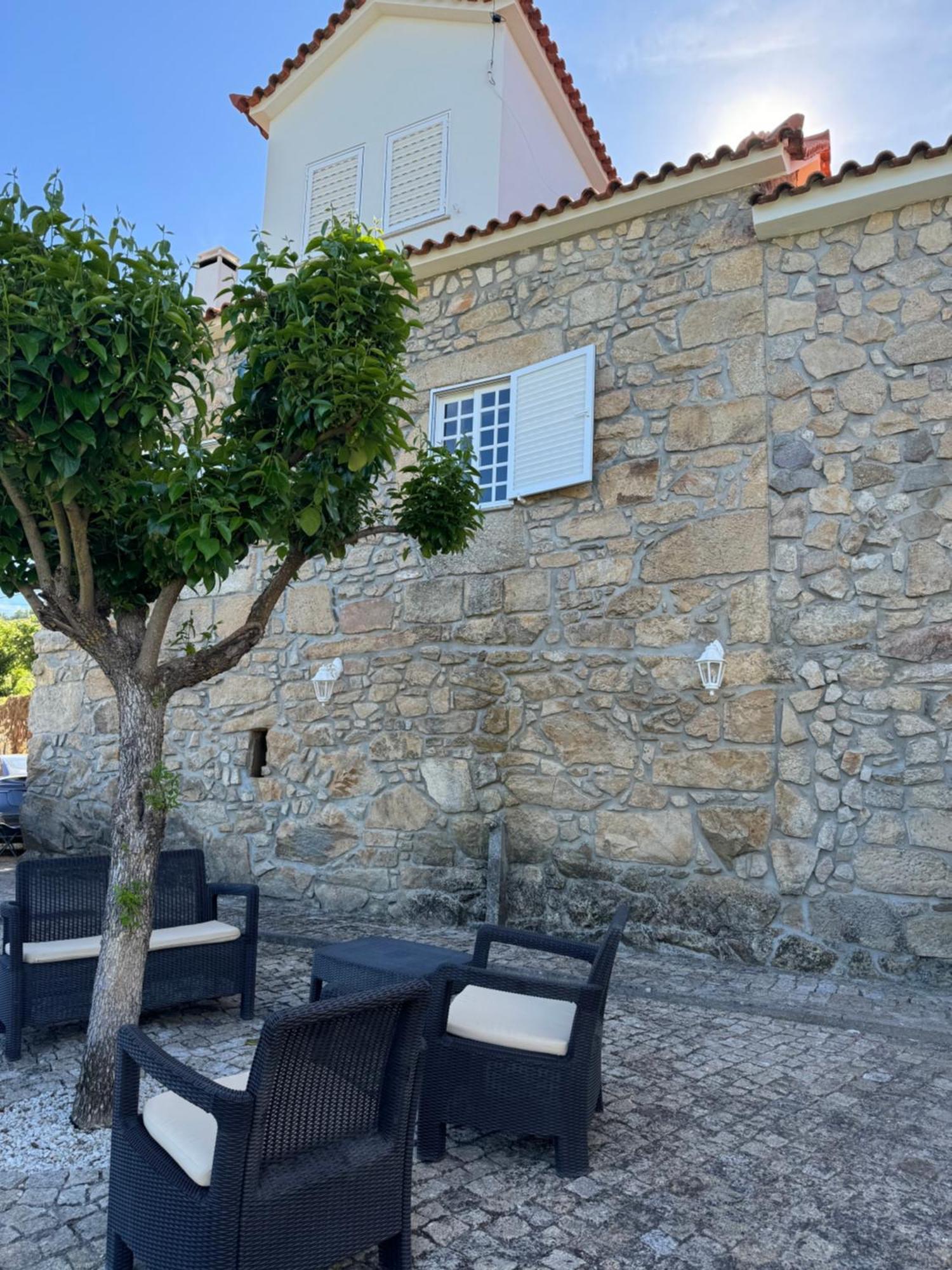 Villa Stone House Salzedas Exterior foto
